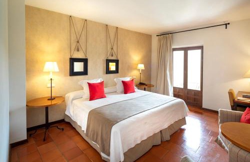 Pedraza Hotel | Discover Hospederia de Santo Domingo: 4-Star Family Escape