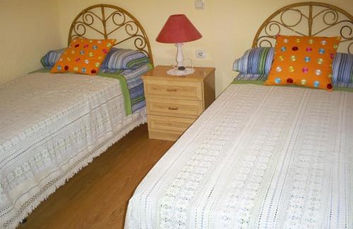 Ocana House | Cozy Hospederia del Comendador: Family-Friendly Stay
