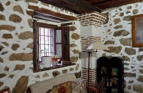 Mijares House | Family-Friendly Getaway at Casa Doña Ligia with Great Ratings