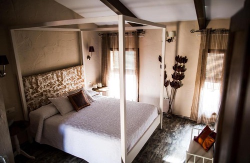 Almodovar del Campo House | Pet-Friendly Retreat at Hospedium El Nido de Alcudia