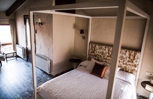 Almodovar del Campo House | Pet-Friendly Retreat at Hospedium El Nido de Alcudia