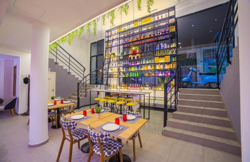 Casas-Ibanez Hotel | Discover Hospedium Hotel Cañitas Maite Gastronómico