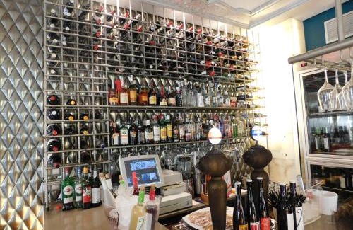 Casas-Ibanez Hotel | Elegant Stay at Hospedium Hotel Cañitas Maite Boutique