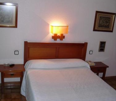 Torrijos Hotel | Discover Hospedium Hotel Castilla with Ocean Views & Pool
