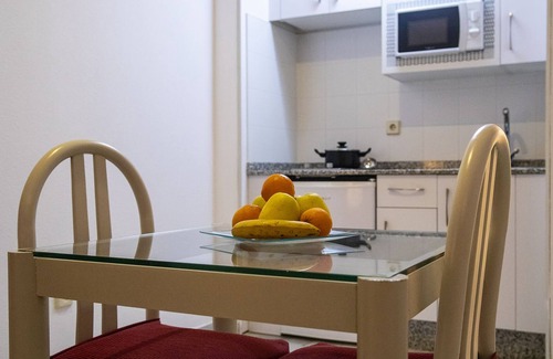 Mairena del Aljarafe Apartment | Pet-Friendly Stay at Hospedium Hotel Apartamentos Simón Verde
