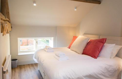 Irstead House | Discover Boathouse Barn: Pet-Friendly with 9.8 Guest Rating