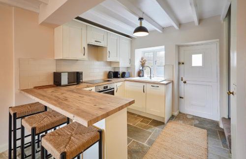 Kirkbymoorside House | Delightful Stay at Host & Stay - Dale End: Pet Friendly Haven