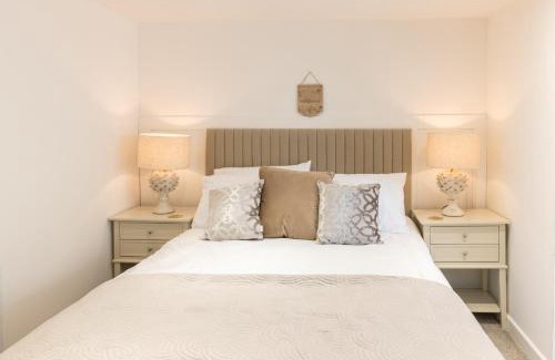 Chapel en le Frith Apartment | Pet-Friendly Retreat at Host & Stay - Eccles Hideaway