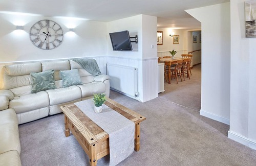 Newton-on-Rawcliffe House | Host & Stay | Mallard