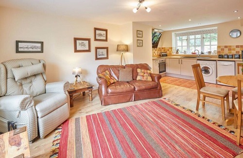 Pickering House | Pet-Friendly Retreat at Heron Cottage - Rated 10/10!