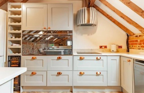 Roughton Apartment | Host & Stay | Rogues Barn