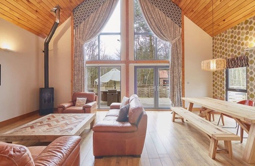 Briggswath Ski Chalet | Experience Comfort at Host & Stay | Shunner Howe Lodge