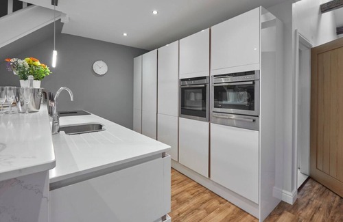 Scarborough House | Discover Host Stay: The Old Jail Barber's Shop Experience