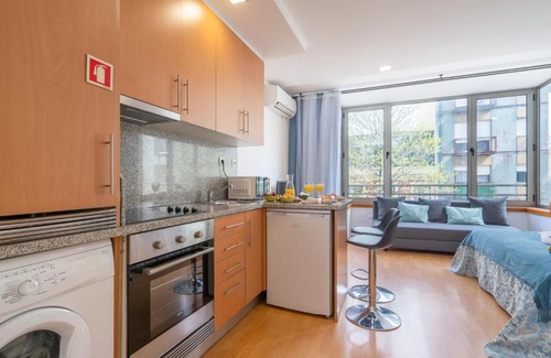 Centro / Baixa Apartment | Cozy Quiet Flats in Prime Location – Pet & Child Friendly