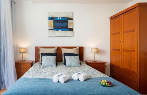 Centro / Baixa Apartment | Cozy Quiet Flats in Prime Location – Pet & Child Friendly