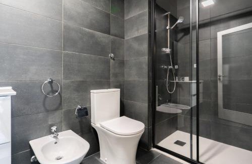 Espinho Apartment | Bright Flat with Terrace, Just Steps from the Sea