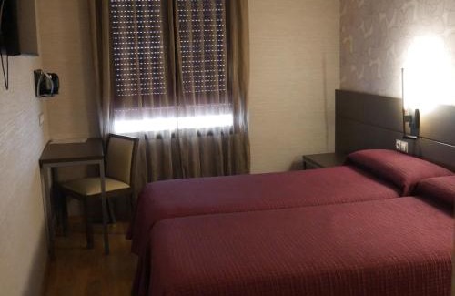 Cuatro Caminos House | Family-Friendly Hostal 4C Cuatro Caminos with Great Reviews