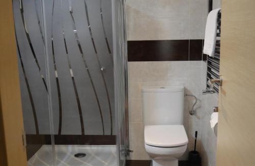 Cuatro Caminos House | Family-Friendly Hostal 4C Cuatro Caminos with Great Reviews