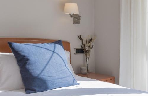Lugo House | Discover Hostal ALBA Lugo: Guest Rated 9.2 & Family-Friendly