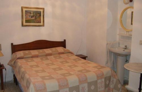 San Basilio House | Budget-Friendly Stay at Hostal Alcázar - Family Friendly