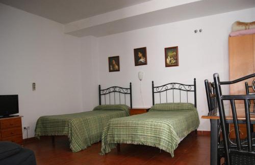 San Basilio House | Budget-Friendly Hostal Alcazar I with Family Amenities