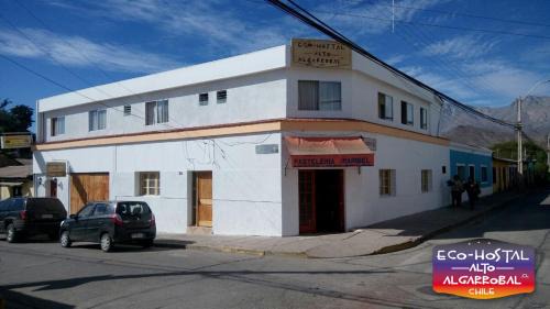 Combarbala House | Pet-Friendly Stay at Hostal Alto Algarrobal - Rated 9.2/10!