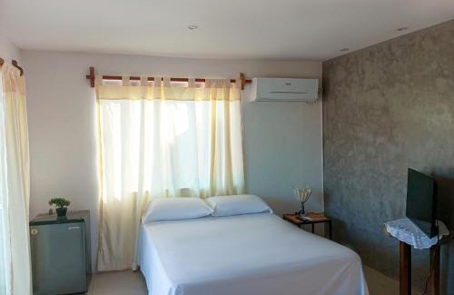 Buena Vista Bed & Breakfast | Discover HOSTAL AMBORO: Family-Friendly with a Pool