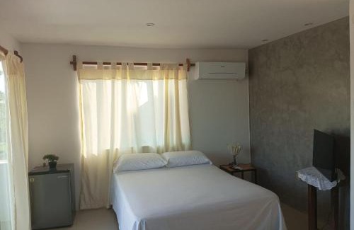 Buena Vista Bed & Breakfast | Discover HOSTAL AMBORO: Family-Friendly with a Pool