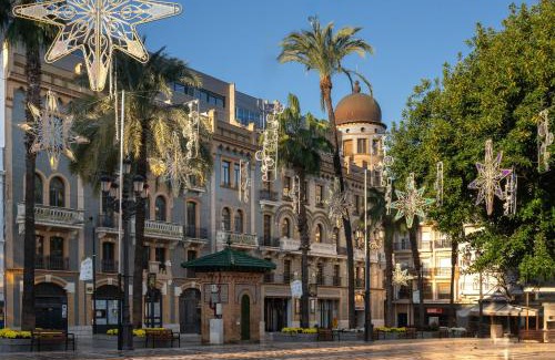 Huelva House | Budget-Friendly Stay at Hostal Antiguo Palacio Hotel París