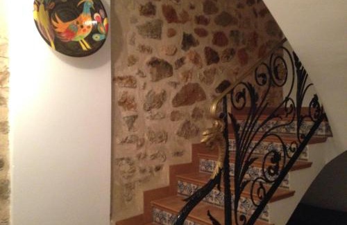 Peniscola Old Town House | Guest-Favorite Hostal Aranda with Great Reviews