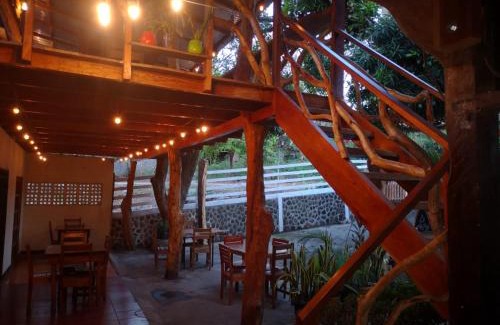 Balgue House | Discover Oceanfront Comfort at Hostal Así es mi Tierra