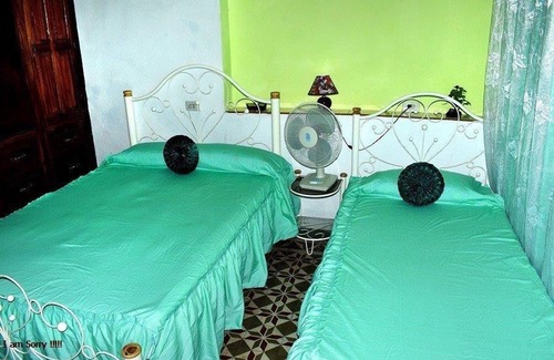 Cienfuegos House | Relaxing Stay at Hostal Atardecer with Spa & Breakfast
