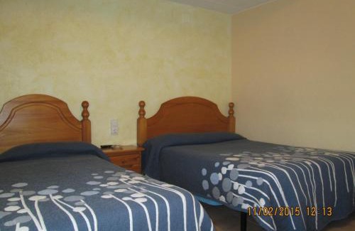 Saus House | Budget-Friendly Stay at Pensio l'Avi Pep with Breakfast