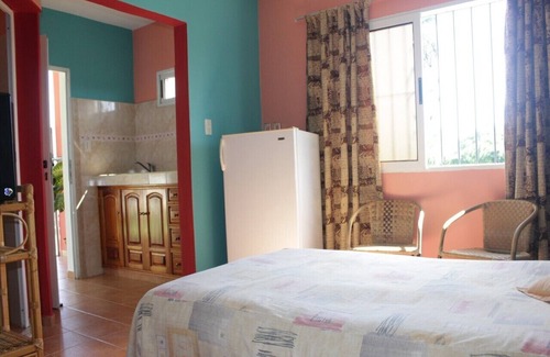 Santa Marta House | Discover Hostal Bugambilia: Family-Friendly with Spa & Dining