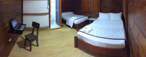 La Macarena House | Comfortable Hostal Caño Nevera with Pool & Ocean Views