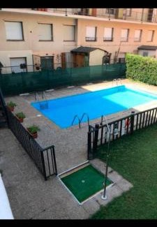 Castejon de Sos House | Budget-Friendly Stay at Hostal Casa Juan with Pool Access