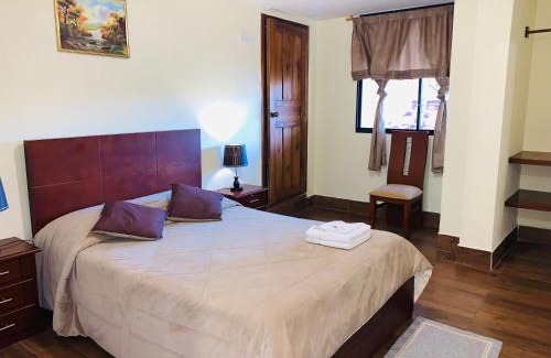 Tumbaco Bed & Breakfast | Pet-Friendly Hostal Casa San Fernando with Kitchen Access