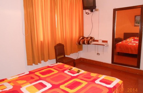 Santiago de Surco Hotel | Budget-Friendly Stay at Hostal Cesar Alberto with Breakfast