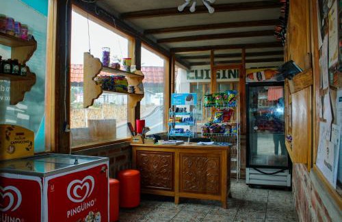 Chugchilan Hostel | Guest Rated: 9.2 - Hostal Cloud Forest with Pool & Hot Tub
