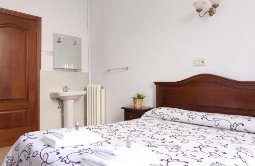 Malasana House | Budget-Friendly Stay at Hostal Condestable: Child Friendly