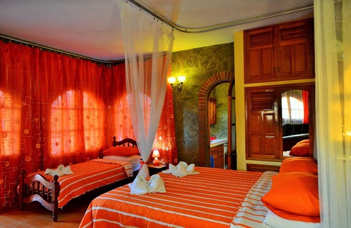 La Boca House | Ocean View Retreat at Hostal Cuba - Guest Rated 9.6/10