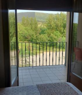 Pradena Hotel | Welcoming Hostal Decerca Prádena with Pet-Friendly Comfort