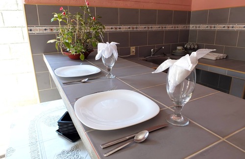 Cienfuegos House | Cozy Stay at Hostal Don Jose with Spa and Restaurant