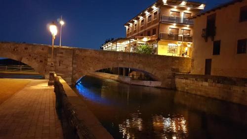 Hospital de Orbigo Hotel | Discover Hostal Don Suero de Quiñones: Rated 9.1/10!
