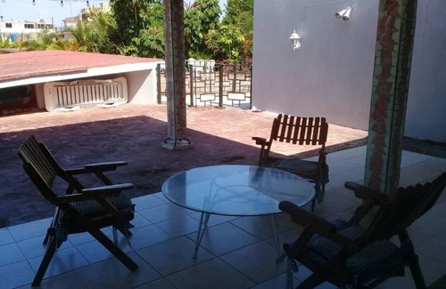 Plaza de la Revolucion Apartment | Cozy Hostal Doris: Family-Friendly with Spa & Breakfast