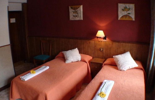 Zaragoza Centro House | Family-Friendly Hostal El Carmen: Rated 8/10 by Guests