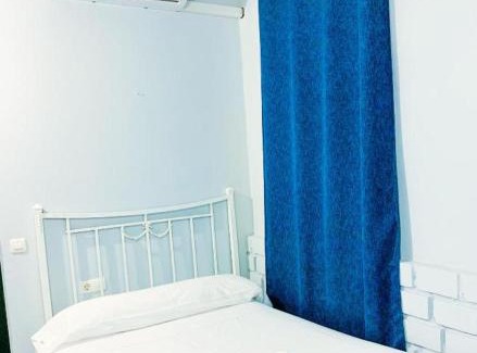 Alcala de Guadaira House | Discover Hostal El Castillo in Alcala De Guadaira
