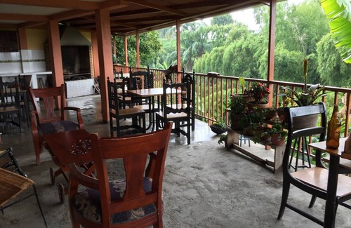 Filandia House | Discover Hostal El Eden Filandia in Scenic La India