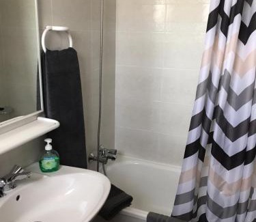 La Coromina House | Family-Friendly Stay at Hostal El Violí - Rated 8.2/10