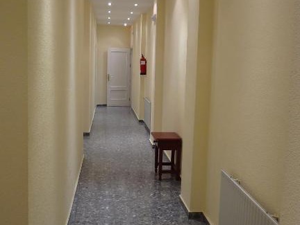 Villanueva de Cordoba House | Pet-Friendly Hostal el Volao with Family Amenities